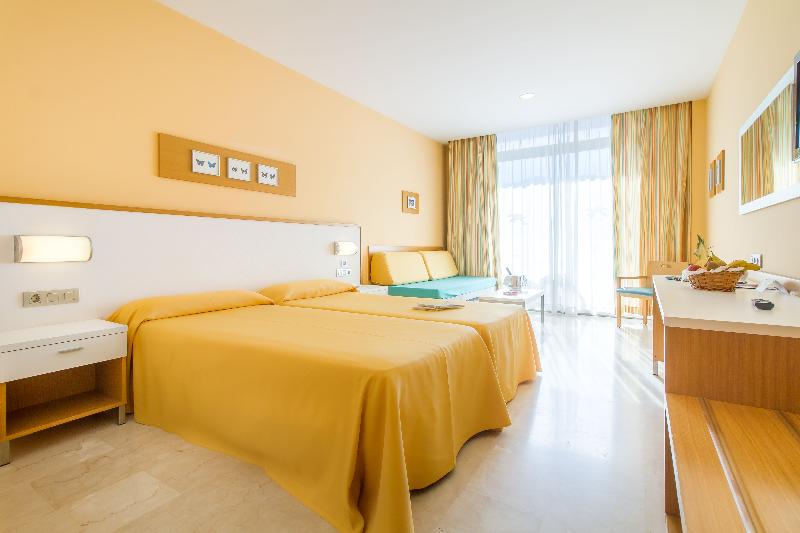 Habitación Estándar Vista Piscina, Mediterraneo