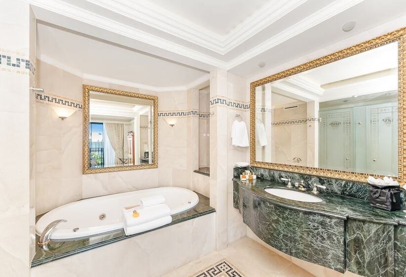 סוויטת סופריור, Imperial Hotel Gold Coast