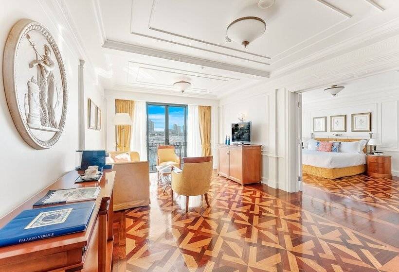 סוויטה, Imperial Hotel Gold Coast