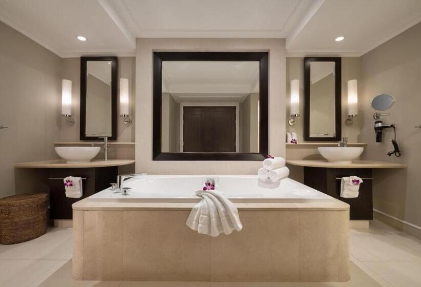 발코니가 있는 2 베드룸 아파트, Jw Marriott Phuket Resort & Spa