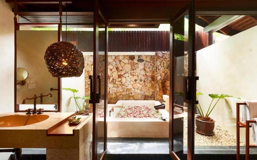 Люкс Вид на Море, The Tubkaak Krabi Boutique Resort   Sha Extra Plus