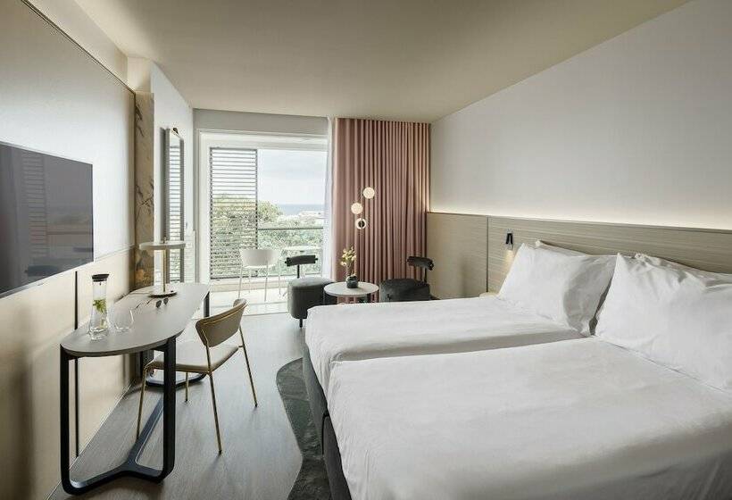 Номер Executive, Azoris Royal Garden - Leisure & Conference Hotel