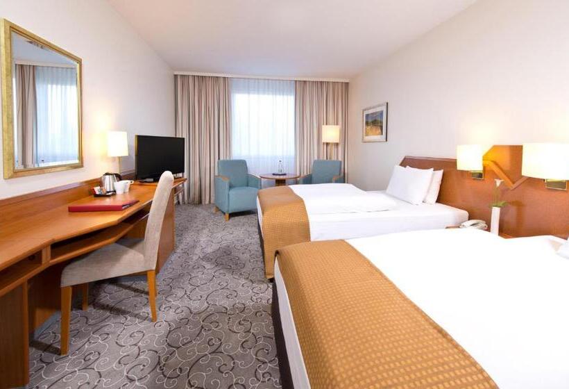 Номер Executive, Leonardo Hotel Heidelberg