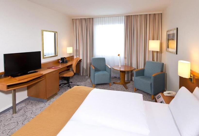 Трехместный Президентский, Leonardo Hotel Heidelberg