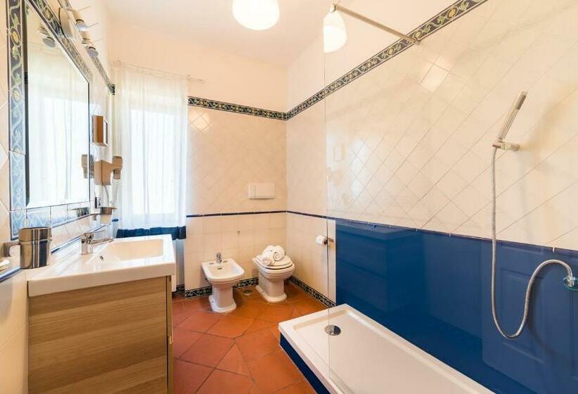 Трехместный Номер Комфорт, Circeea Beach B&b