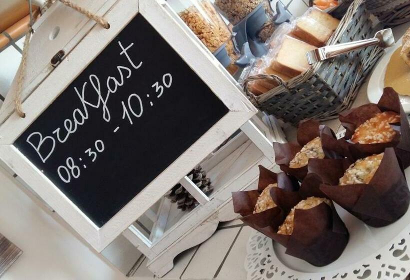 Номер Стандарт, Circeea Beach B&b