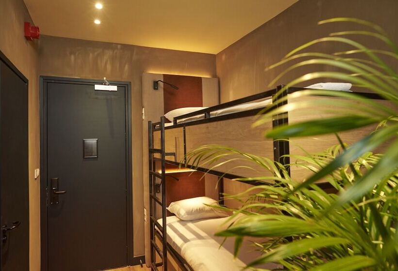 Семейный Номер, City Center Lodge Utrecht