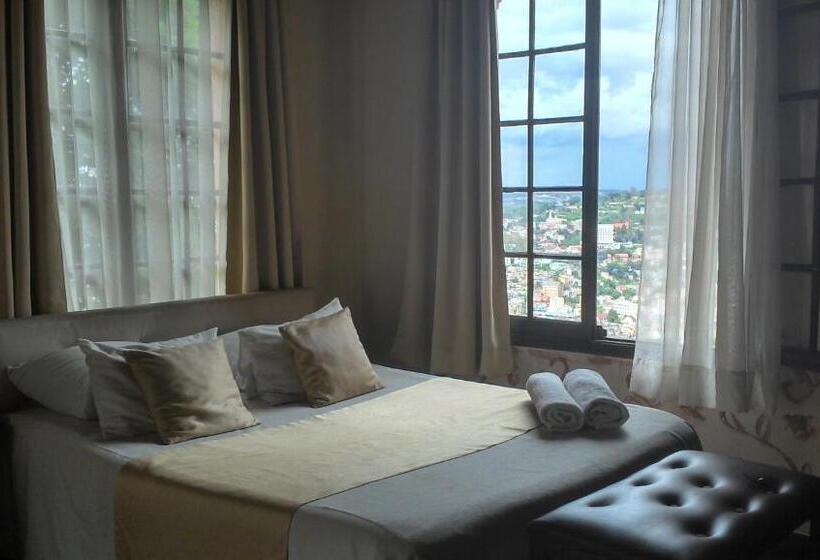 اتاق استاندارد, Relais De La Haute Ville Tana