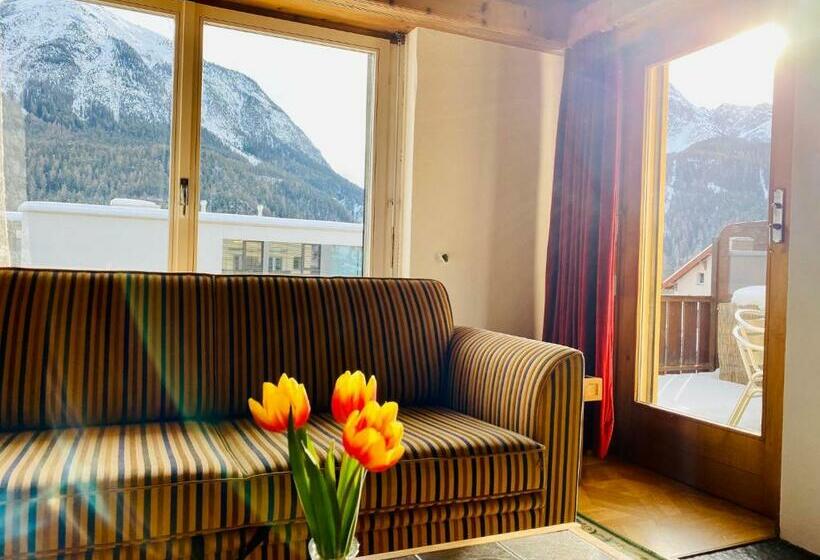 Апартаменты 1 Спальня, Scuol
