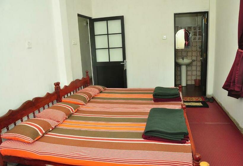 Quarto Familiar, Akiko Rest