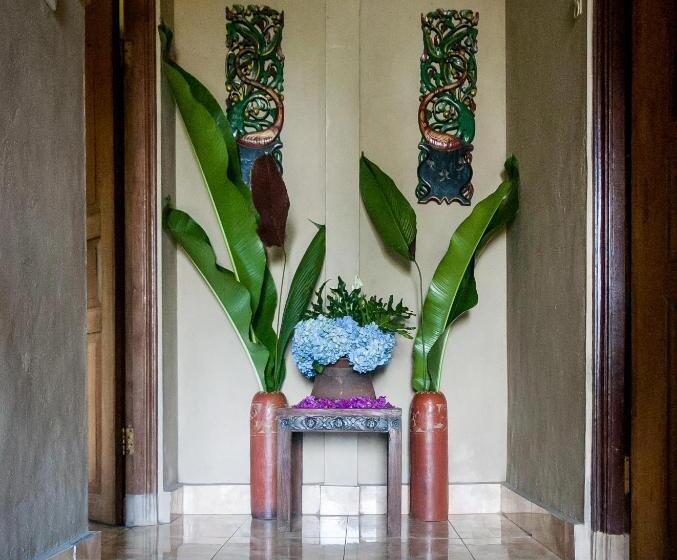 Quarto Superior com Sacada, Taman Rahasia Tropical Sanctuary And Spa