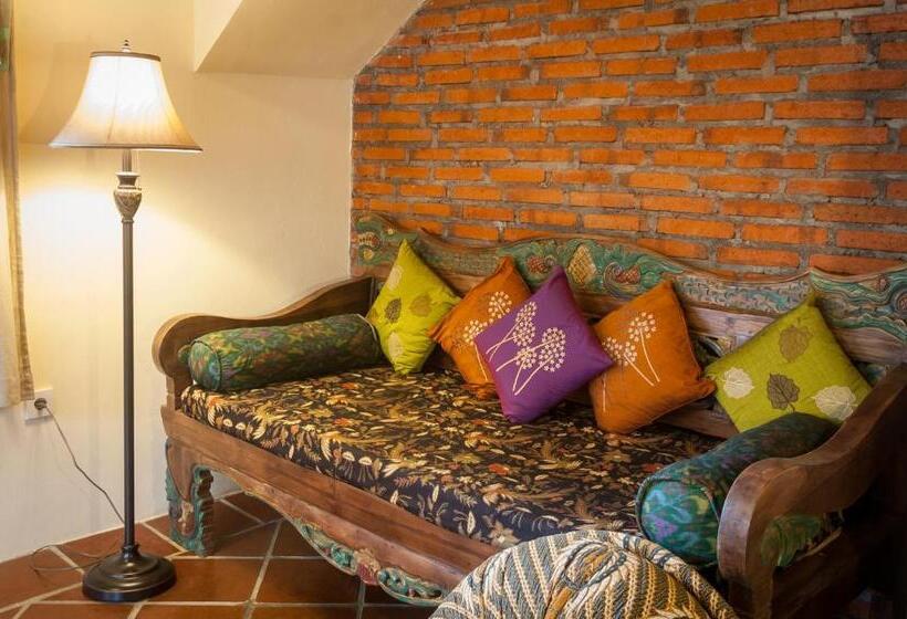 Quarto Premium, Taman Rahasia Tropical Sanctuary And Spa