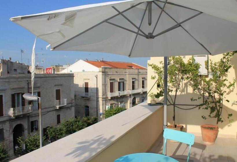 اتاق استاندارد با تراس, A Casa Mia