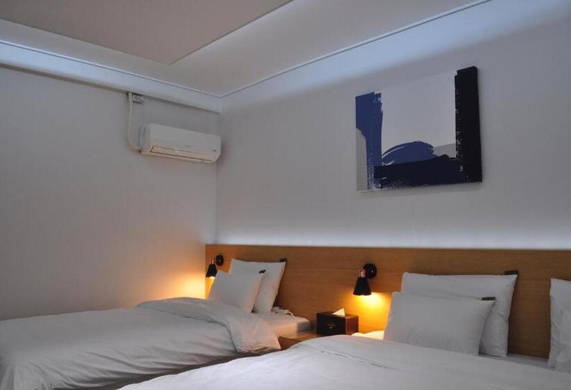 Номер Superior, Hound Hotel Sangmu
