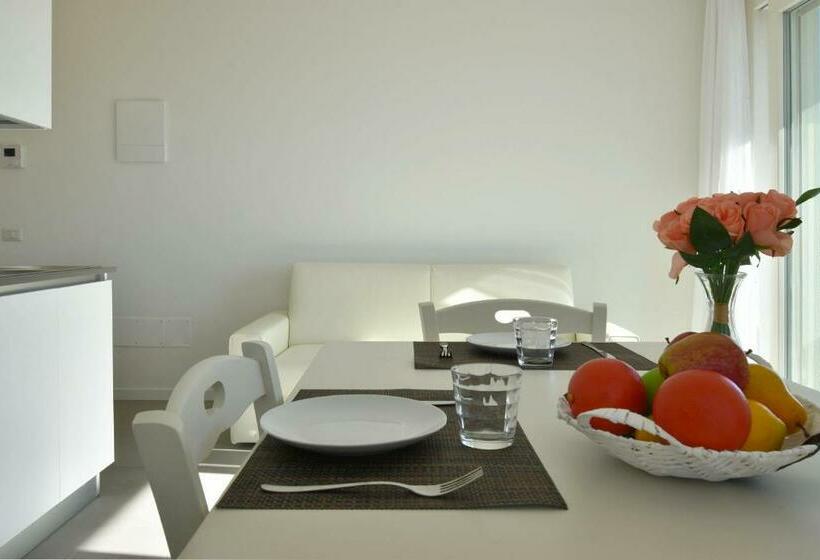 Апартаменты 2 Спальни, Residence Al Molo   Agenzia Cocal
