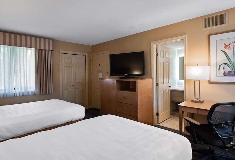 Номер Стандарт 2 Двуспальные Кровати, Best Western Inn & Suites Rutland Killington
