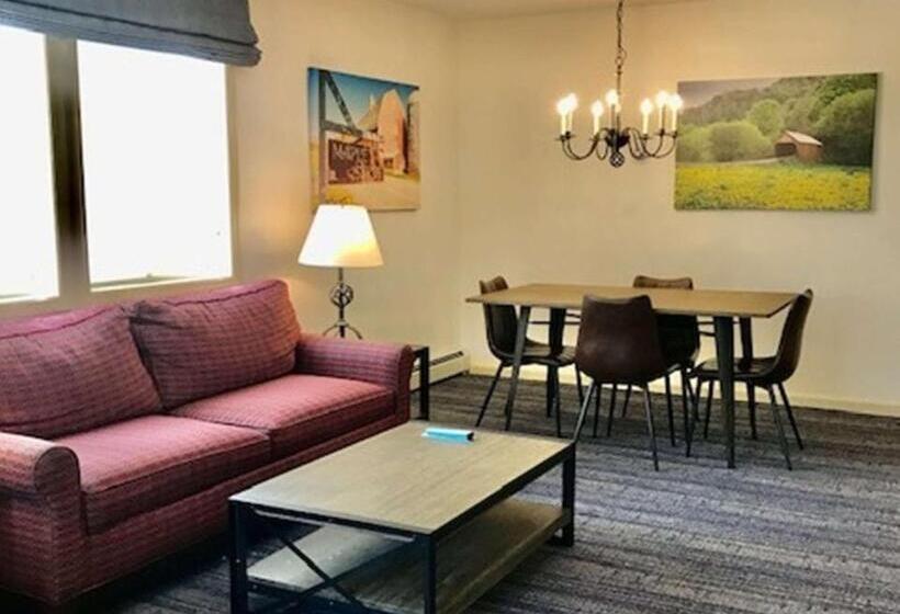 Люкс Кровать Кинг, Best Western Inn & Suites Rutland Killington