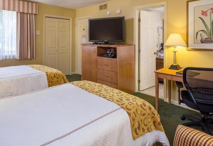 Номер Стандарт 2 Двуспальные Кровати, Best Western Inn & Suites Rutland Killington