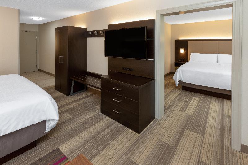 스위트 킹사이즈 침대, Holiday Inn Express Minden, An Ihg