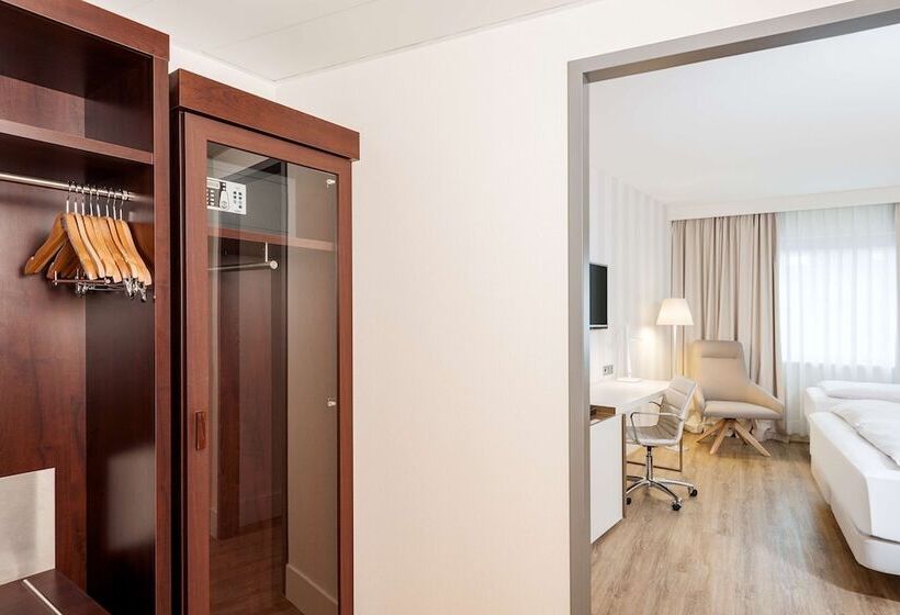 Семейный Номер, NH Dusseldorf City Nord