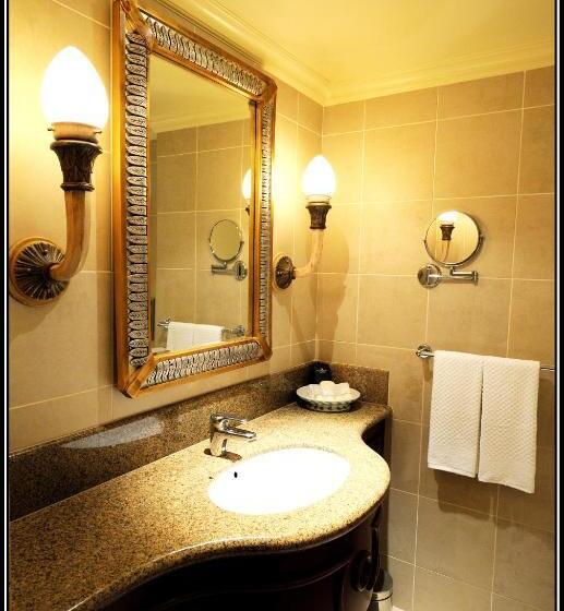Номер Superior Кровать Кинг, Peermont D Oreale Grande At Emperors Palace