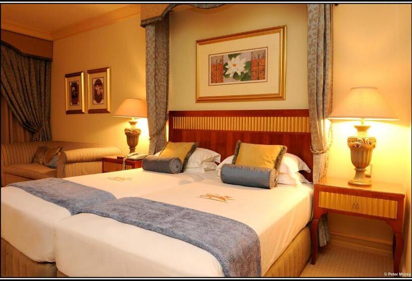 Номер Deluxe Кровать Кинг, Peermont D Oreale Grande At Emperors Palace