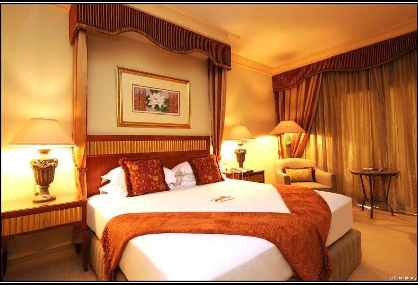 Номер Superior Кровать Кинг, Peermont D Oreale Grande At Emperors Palace