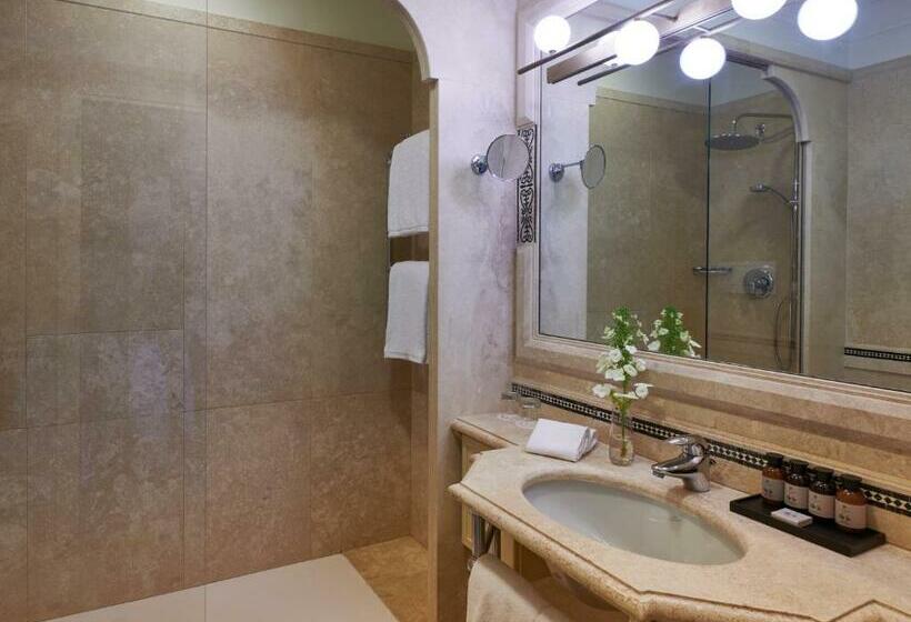 景色の見えるスーペリアルーム, Fonteverde Lifestyle & Thermal Retreat   The Leading Hotels Of The World