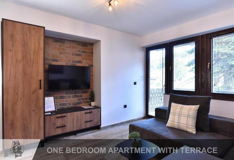 1 Bedroom Apartment, Old City House