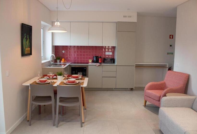 آپارتمان 1 خوابه با تراس, Cardeal Suites & Apartments