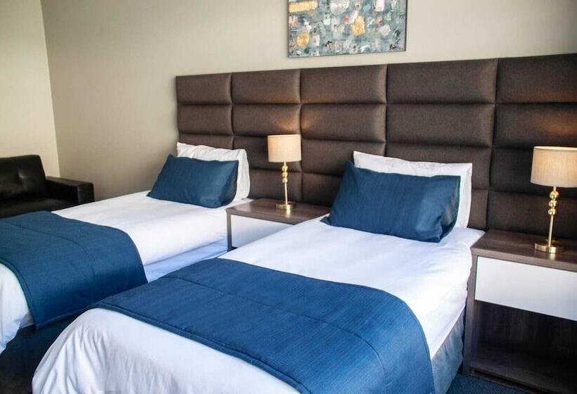 חדר דלוקס, The Cato Suites