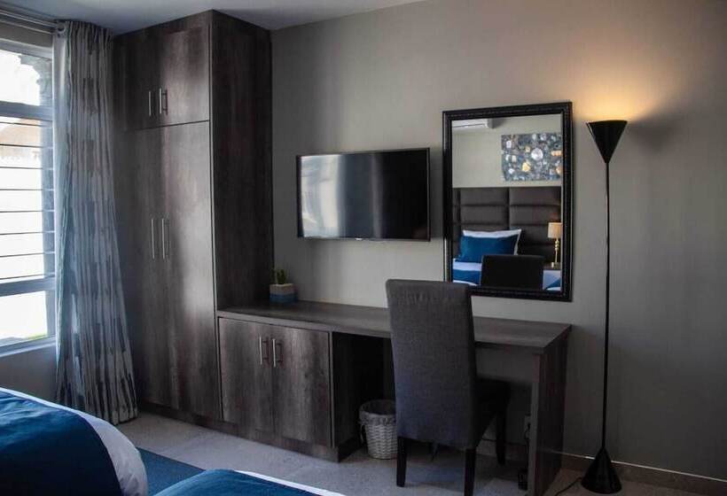חדר דלוקס, The Cato Suites