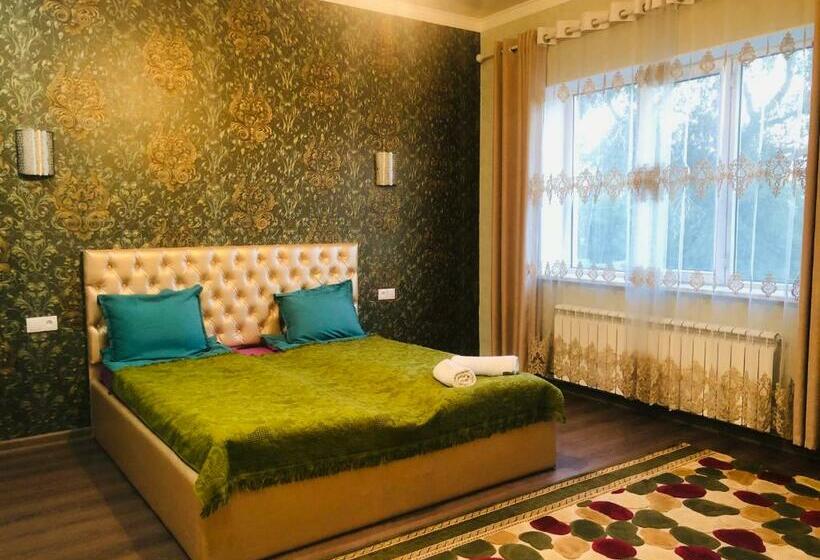 اتاق استاندارد, Sweet Home Hostel