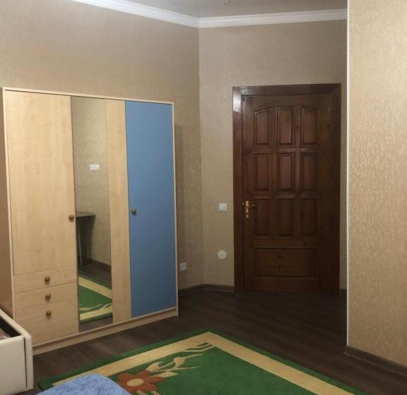 اتاق استاندارد, Sweet Home Hostel