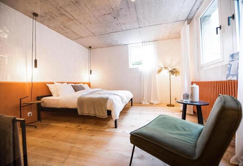 Номер Deluxe, Tremondi   Boutique Bnb