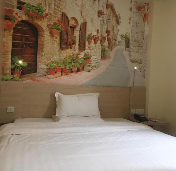 Номер Комфорт, 7days Inn Huaibei Zhongtai Plaza Wanda Studios