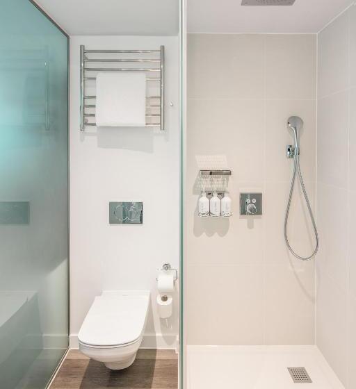 Хижина, Yotel London City