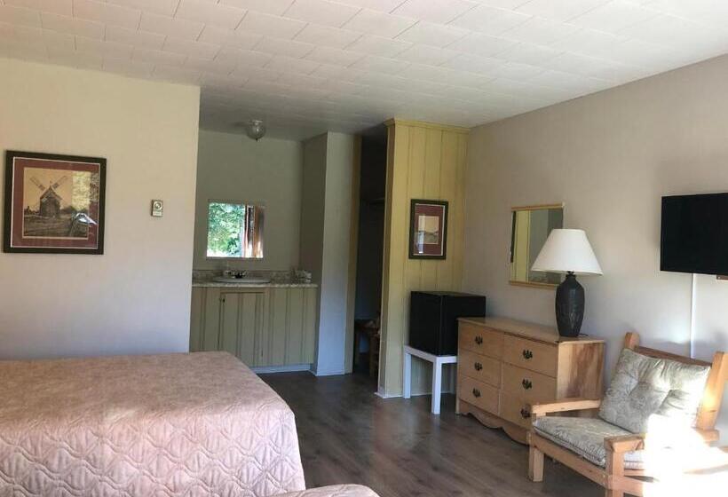 스탠다드 룸 풀장 전망, Auberge La Coudriere Cool