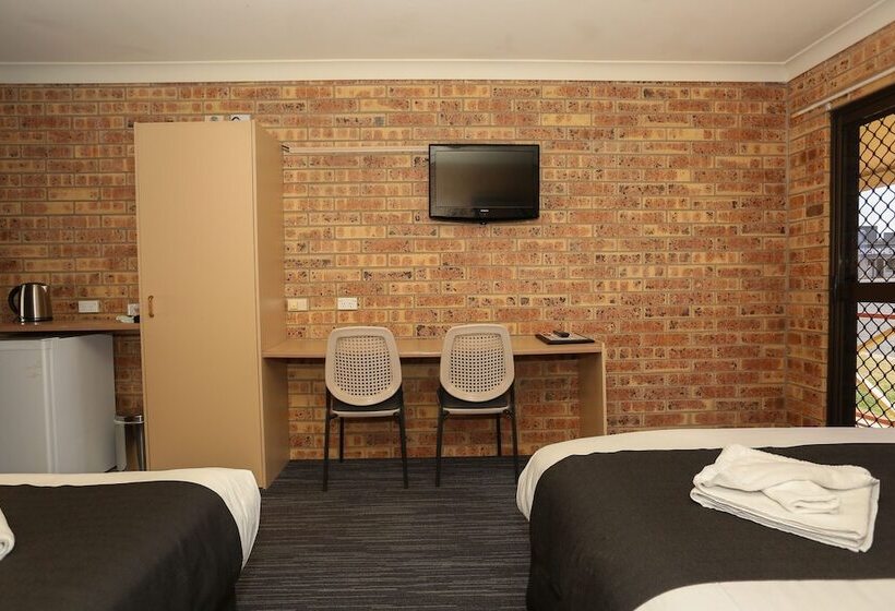 스탠다드 룸, Clermont Country Motor Inn
