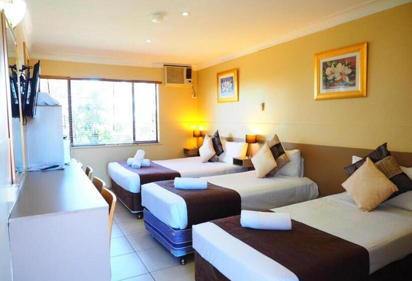 Четырехместный Номер Стандарт, Bella Vista Motel