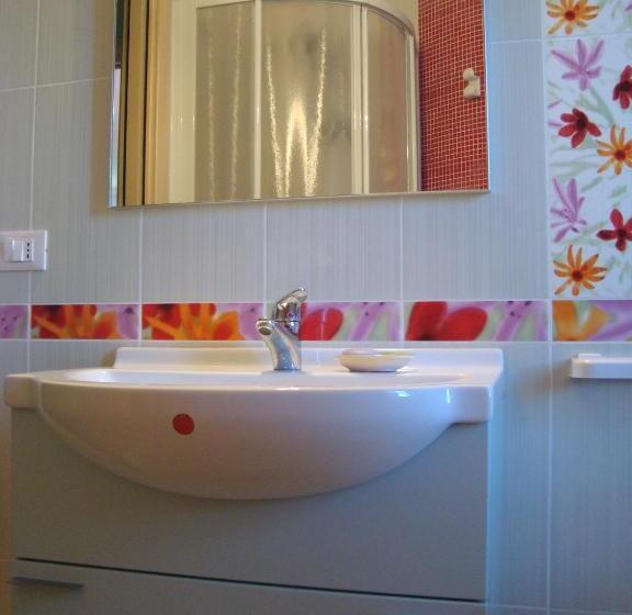 Standard room with outdoor bath, Il Glicine