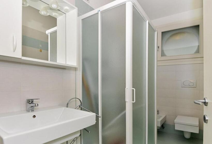 Apartamento 1 Dormitório, Residence Gianka   Agenzia Cocal