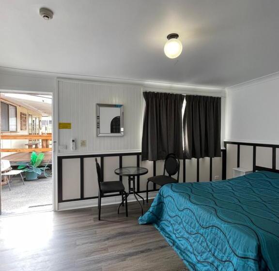 חדר סטנדרט מותאם לאדם עם מוגבלויות, Tamworth Lodge Motel