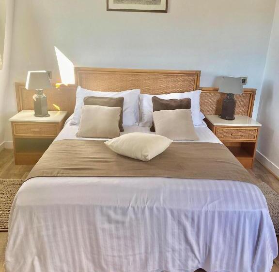 Номер Комфорт, Le Relais Du Haras   Deauville
