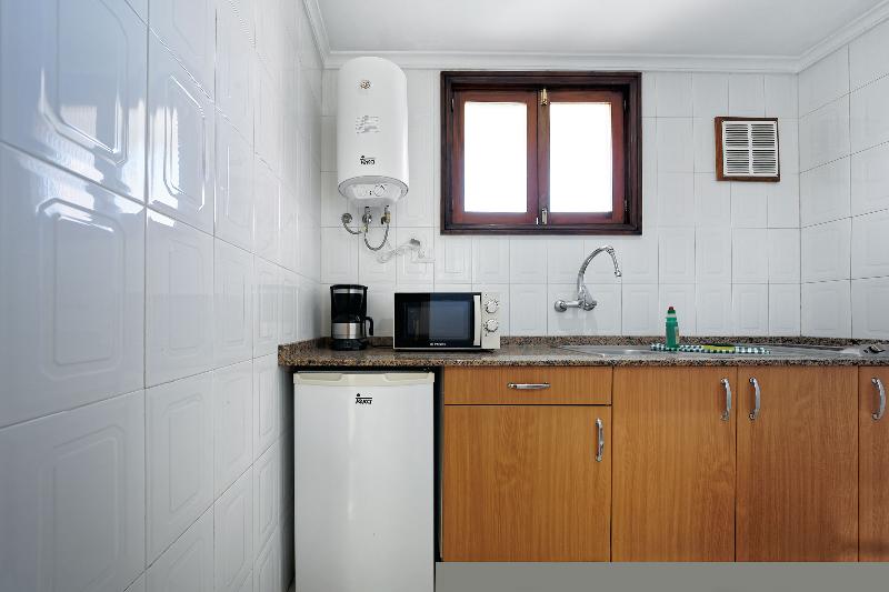 Апартаменты 1 Спальня Вид на Бассейн, Apartamentos Strelitzias
