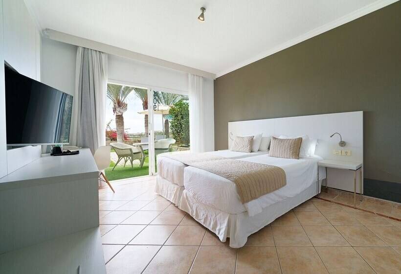Quarto Estandar Vista Golfe, Bull Vital Suites & Spa Boutique Hotel - Adults Only