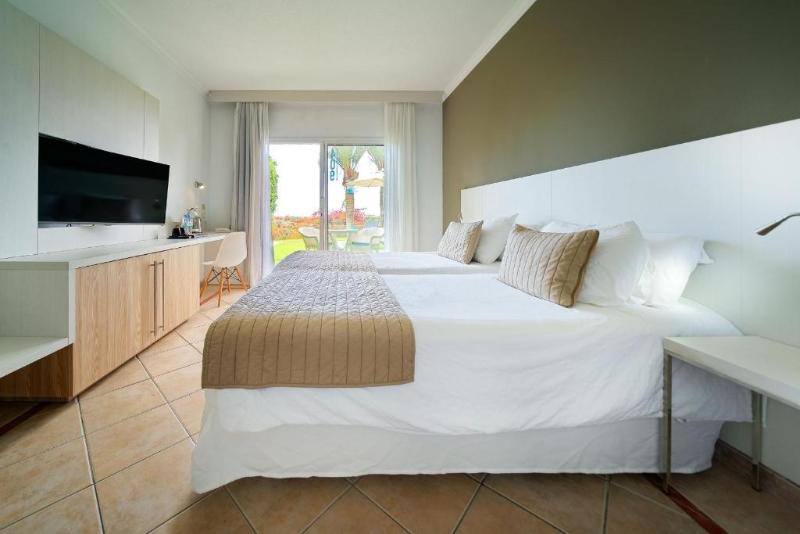 Номер Стандарт Вид на Гольф, Bull Vital Suites & Spa Boutique Hotel - Adults Only