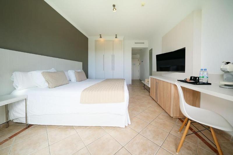 Quarto Estandar Vista Golfe, Bull Vital Suites & Spa Boutique Hotel - Adults Only