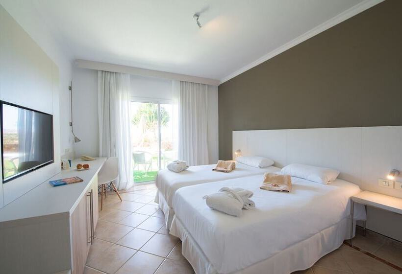 Quarto Estandar Vista Golfe, Bull Vital Suites & Spa Boutique Hotel - Adults Only
