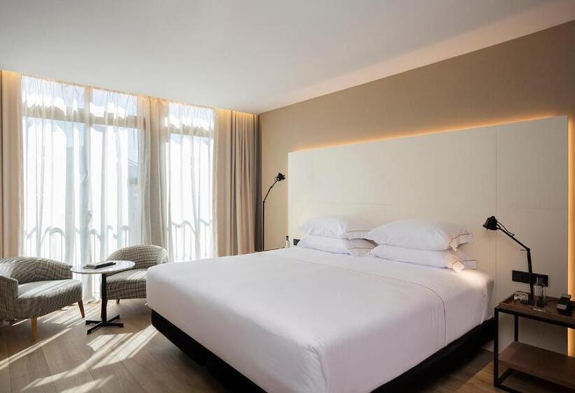 Люкс Повышенной Комфортности, Casa Elliot By Bondia Hotel Group